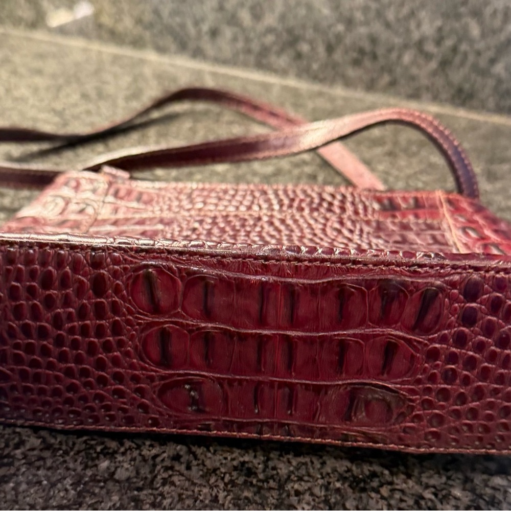 Brahmin Emilia Merlot Whitney Crocodile-Embossed crossbody Bag - Picture 4 of 4